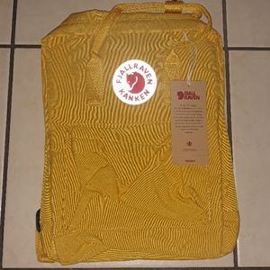 Fjallraven Kanken soft yellow 16L backpack